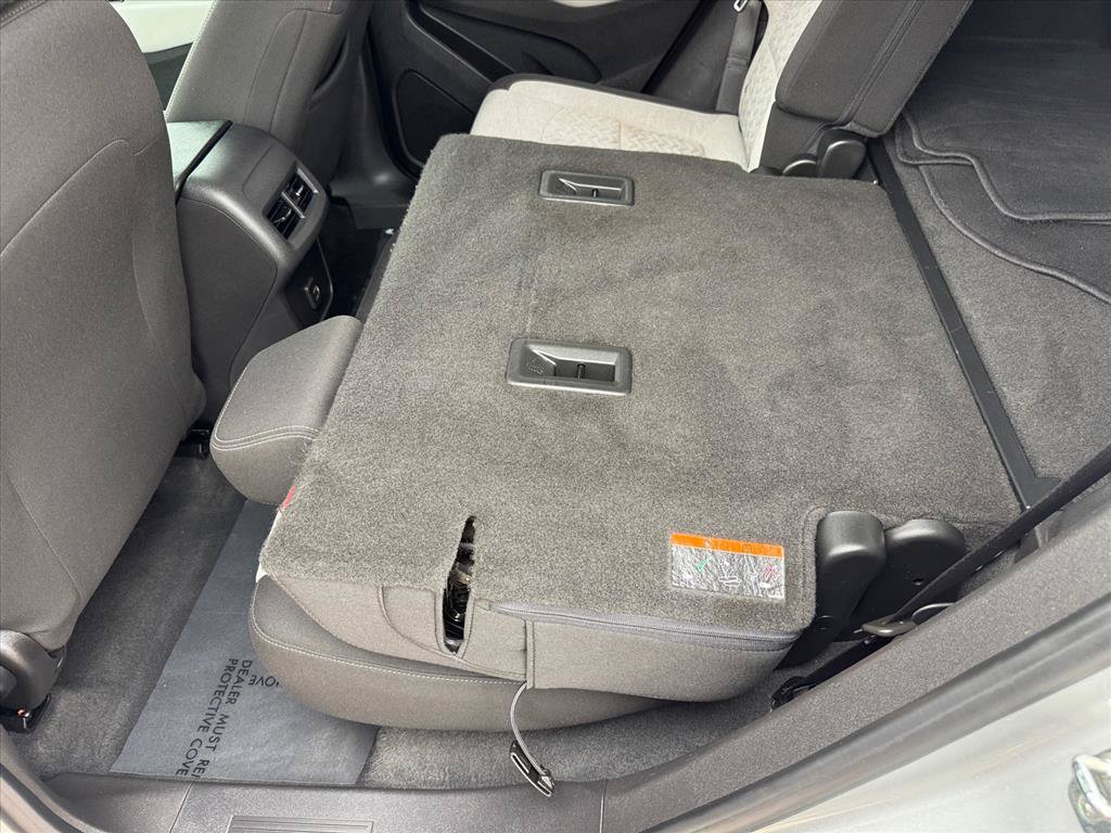 Used 2022 Chevrolet Equinox LS AWD/4WD image 10