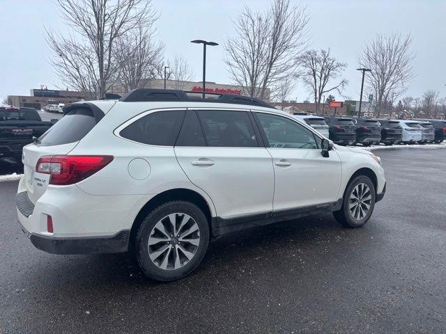 Used 2016 Subaru Outback 3.6R Limited image 4