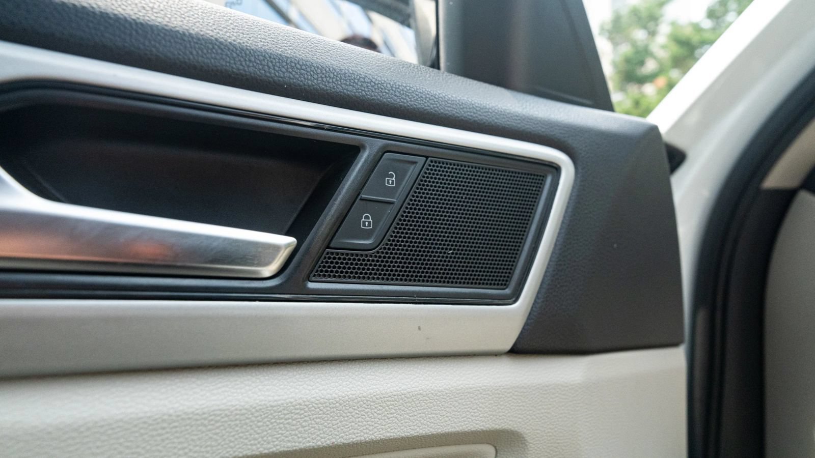Used 2021 Volkswagen Atlas SE FWD image 38