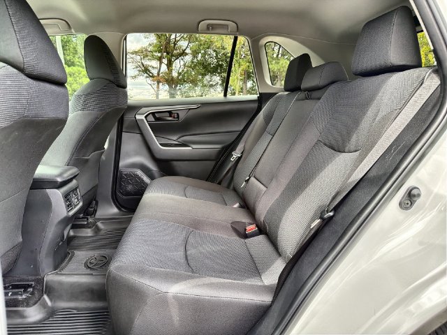 Used 2023 Toyota RAV4 LE FWD image 23
