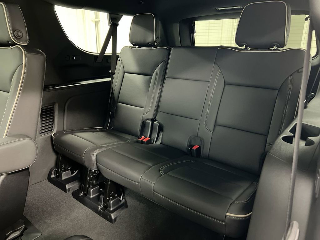 New 2025 Chevrolet Suburban Premier AWD/4WD image 25