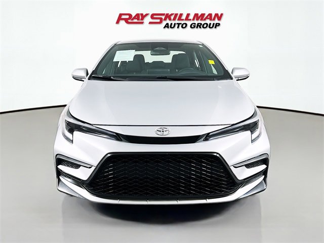 Used 2024 Toyota Corolla SE image 2