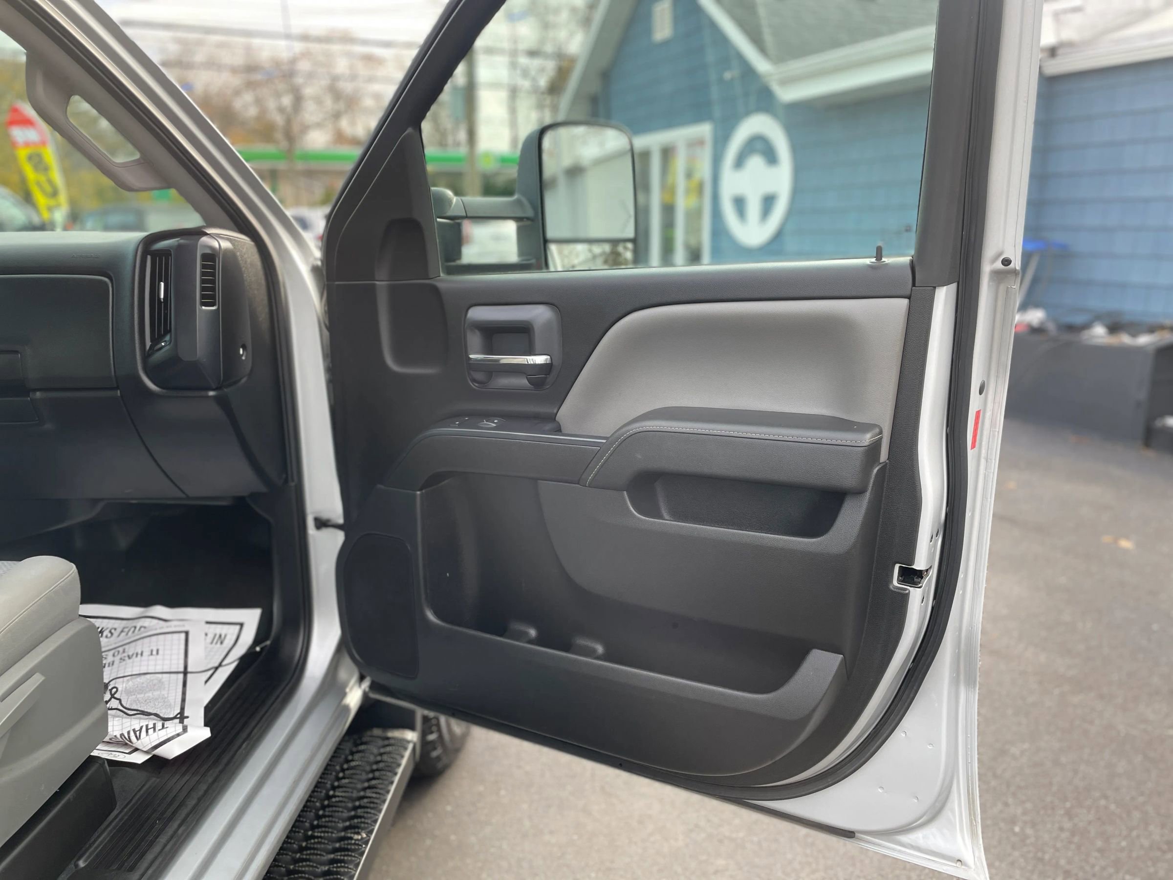 Used 2015 Chevrolet Silverado 2500 W/T w/ Snow Plow Prep Package image 35