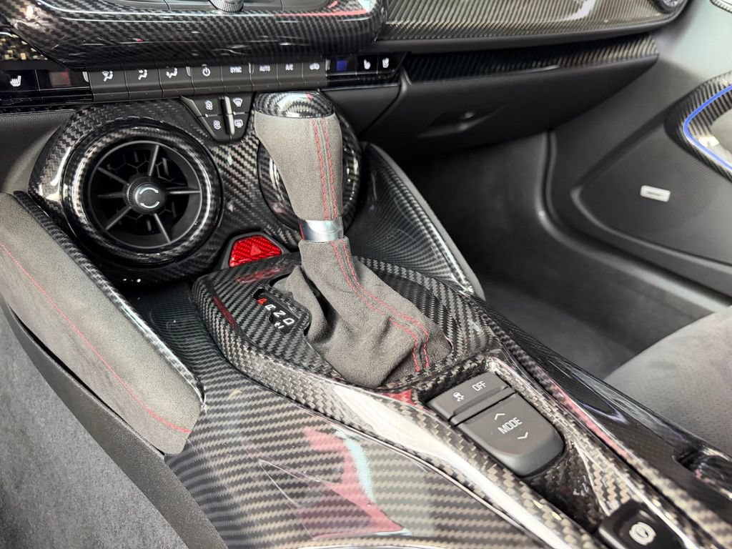 Used 2019 Chevrolet Camaro ZL1 RWD image 37