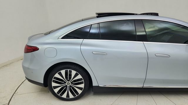 Used 2023 Mercedes-Benz EQE 500 4MATIC Sedan w/ Digital Light Package image 5