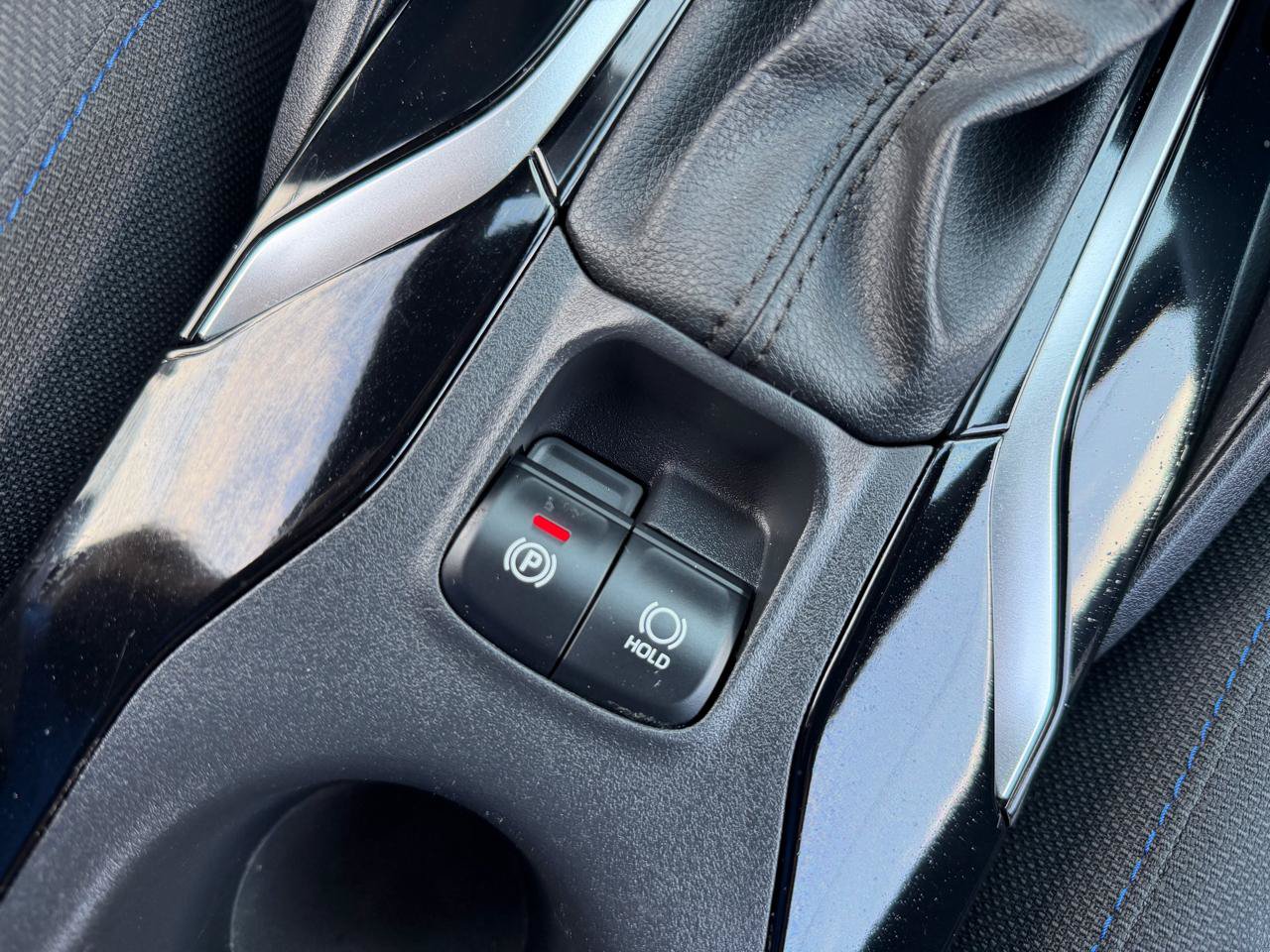 Used 2022 Toyota Corolla SE FWD image 44