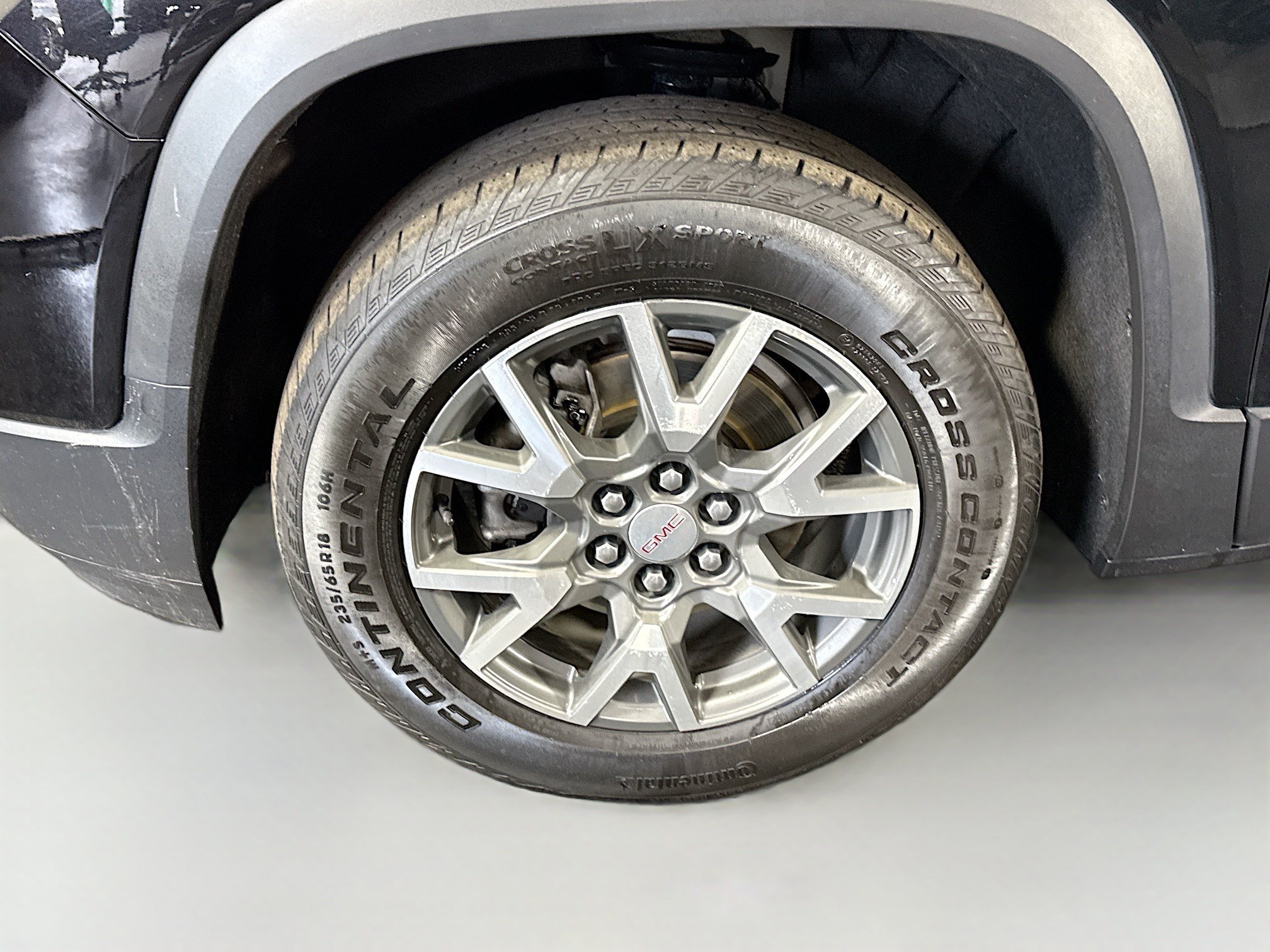 Used 2022 GMC Acadia SLE w/ Driver Convenience Package FWD image 38