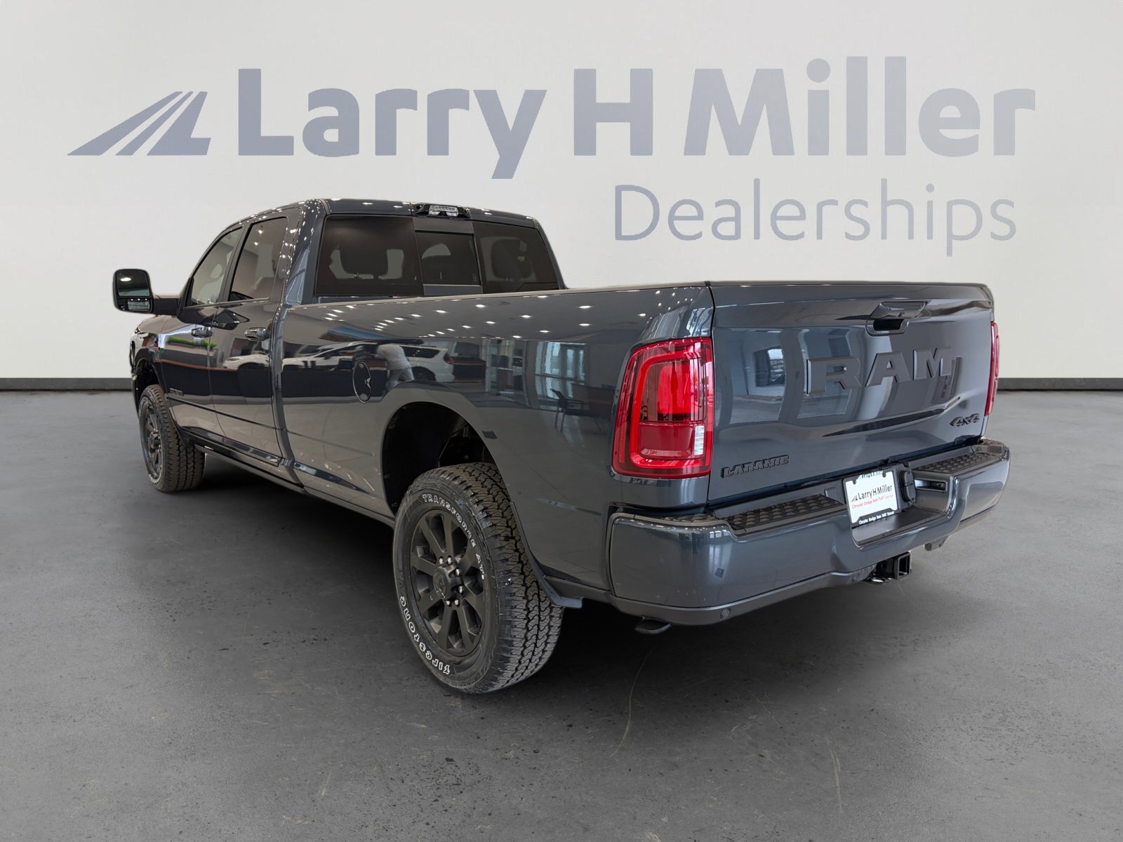 New 2026 RAM 3500 Laramie AWD/4WD image 3