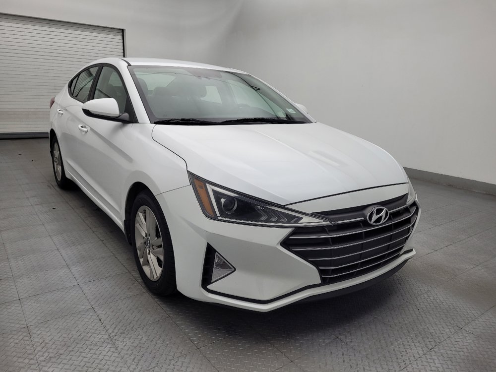 Used 2019 Hyundai Elantra SEL w/ Winter Weather Package FWD image 13