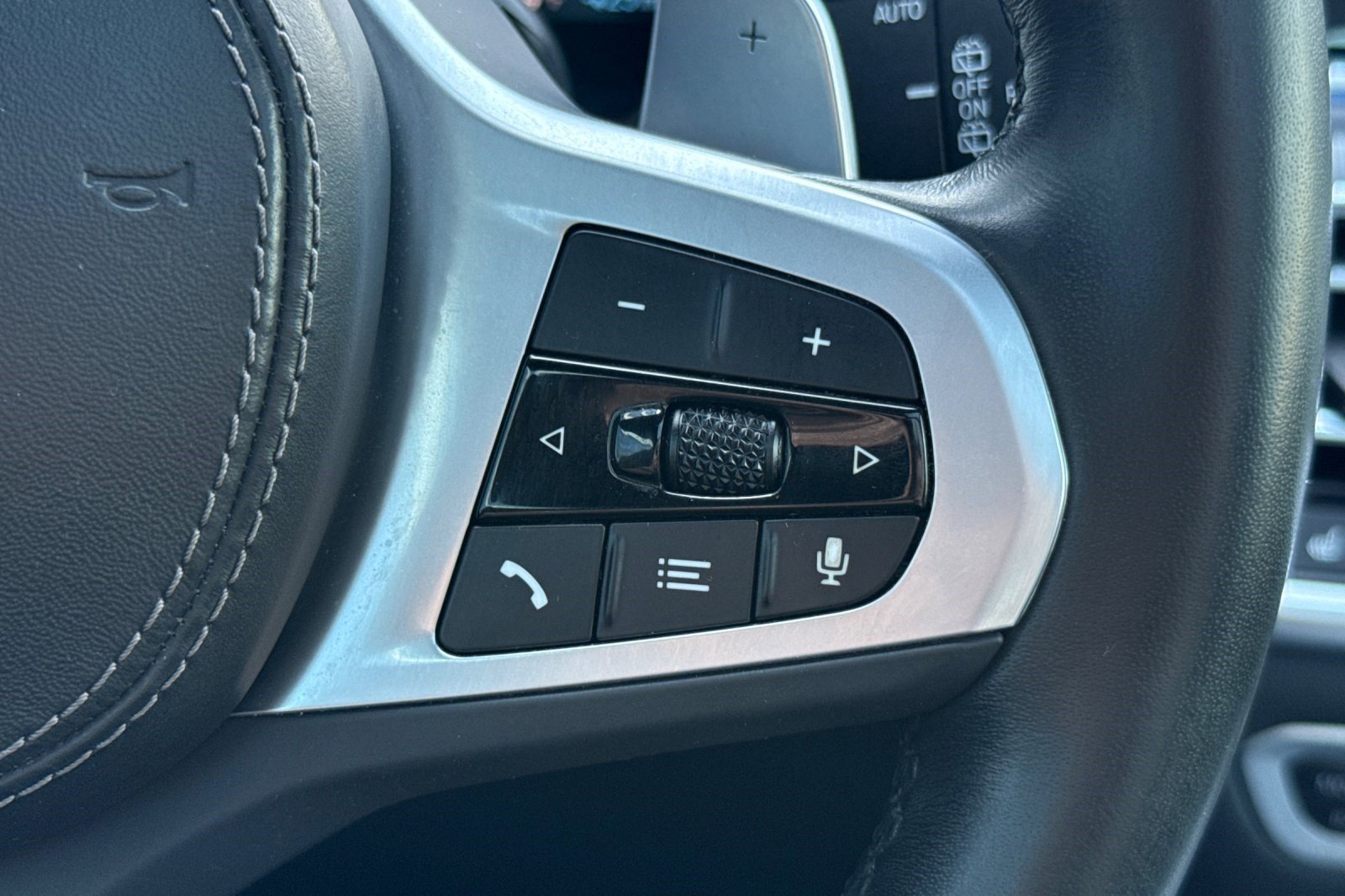 Certified 2023 BMW X5 xDrive45e w/ M Sport Package image 30