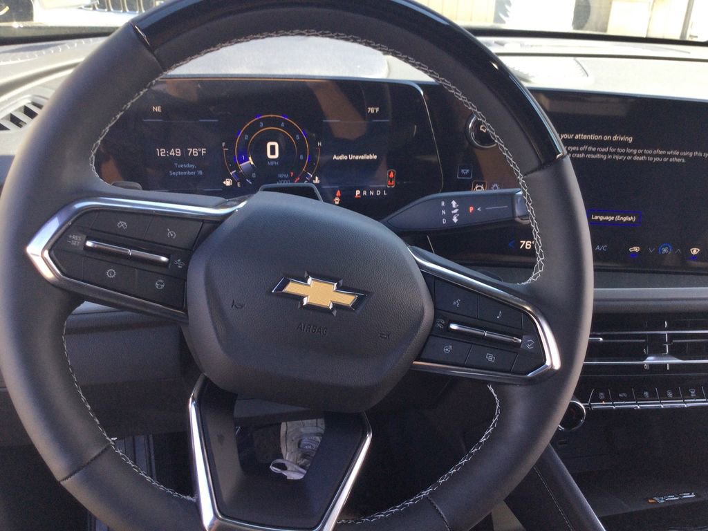 New 2025 Chevrolet Traverse LT w/ Enhanced Driving Package image 15