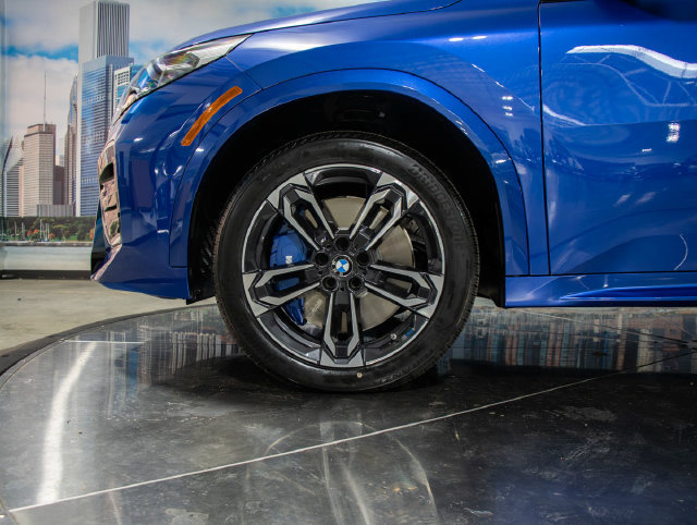 New 2027 BMW X2 xDrive28i w/ Technology Package AWD/4WD image 7