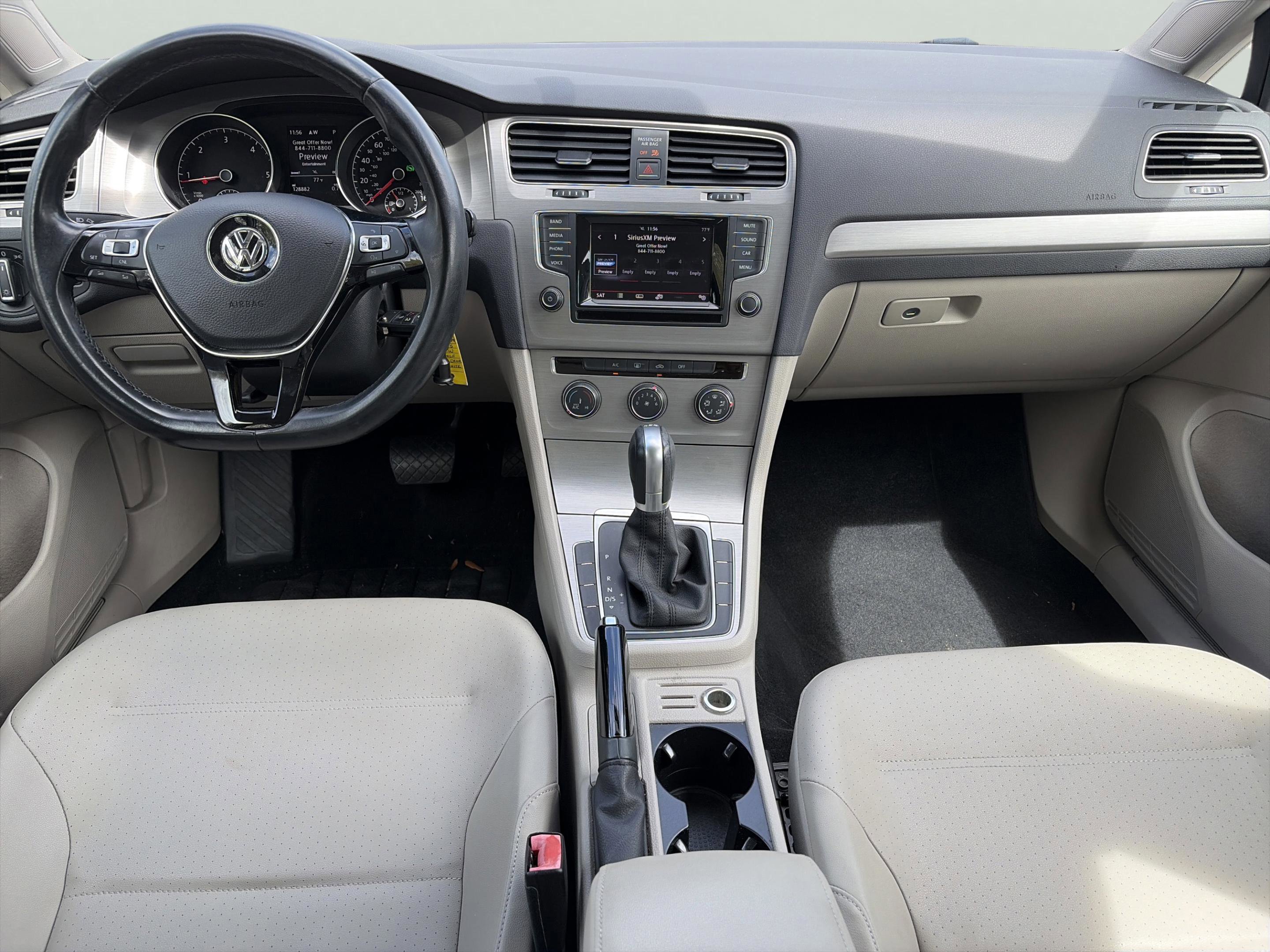 Used 2015 Volkswagen Golf TDI S image 9