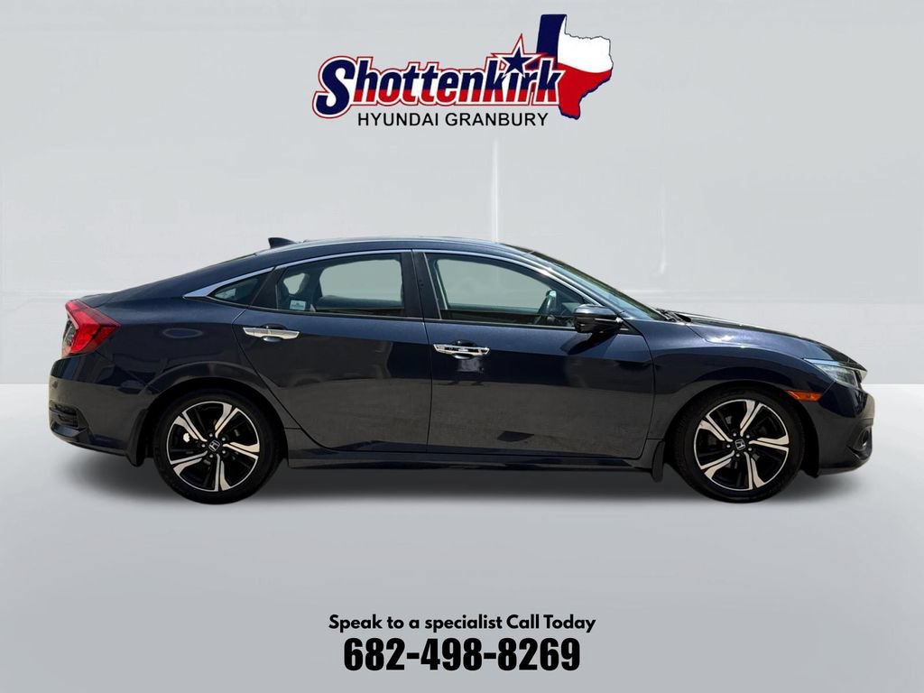 Used 2016 Honda Civic Touring image 5
