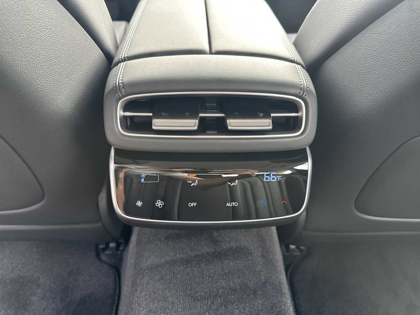 New 2026 Genesis G80 2.5T Advanced image 28