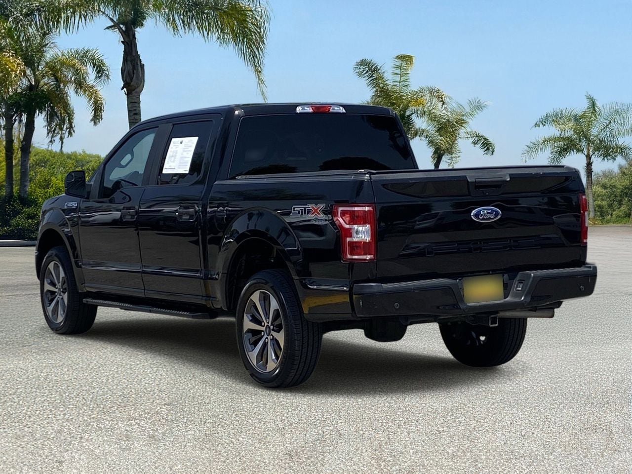 Used 2020 Ford F150 XL w/ Equipment Group 101A Mid AWD/4WD image 3