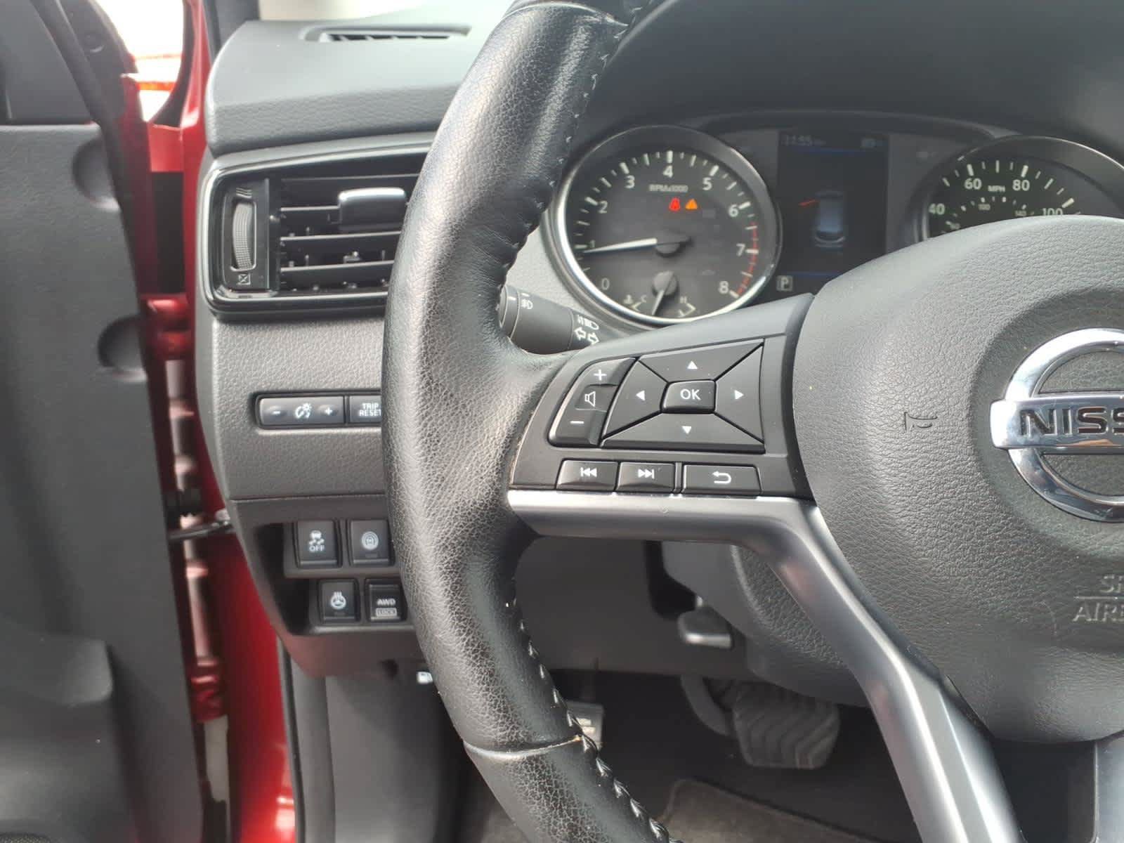 Certified 2021 Nissan Rogue Sport SV AWD/4WD image 22