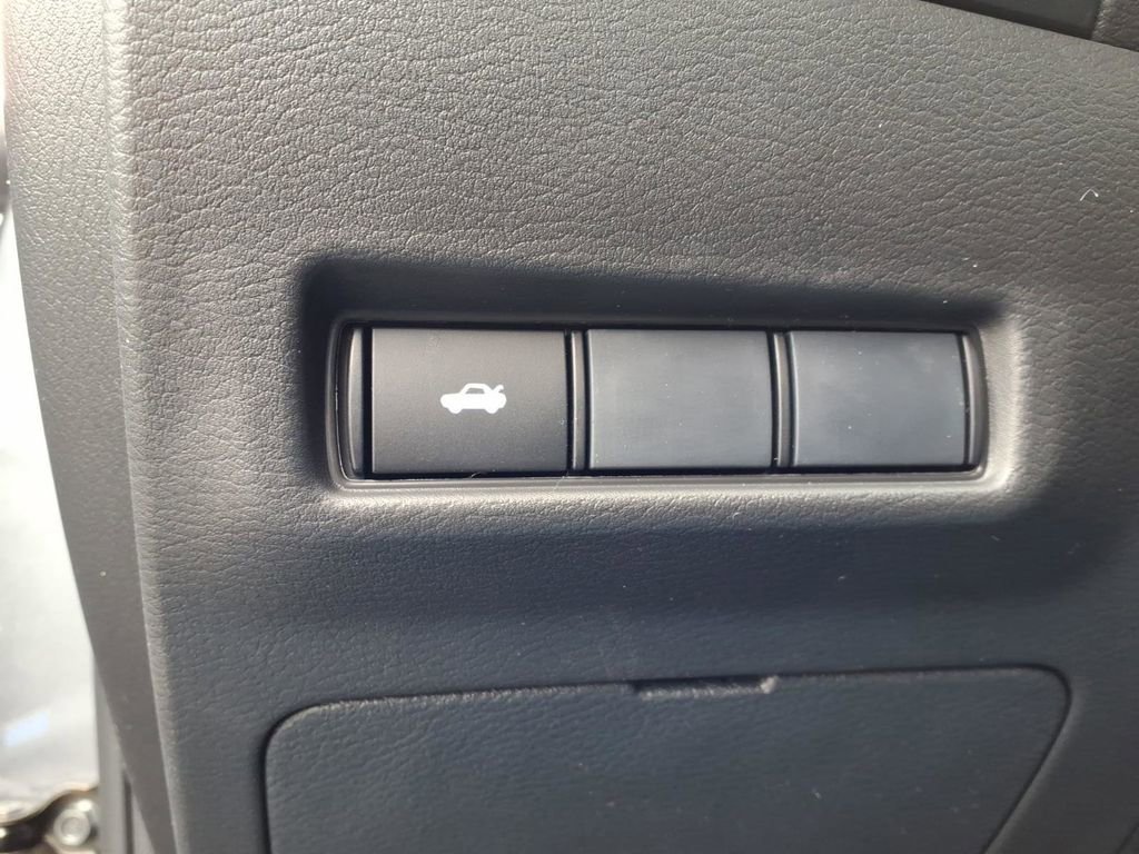 New 2026 Nissan Sentra SV image 18