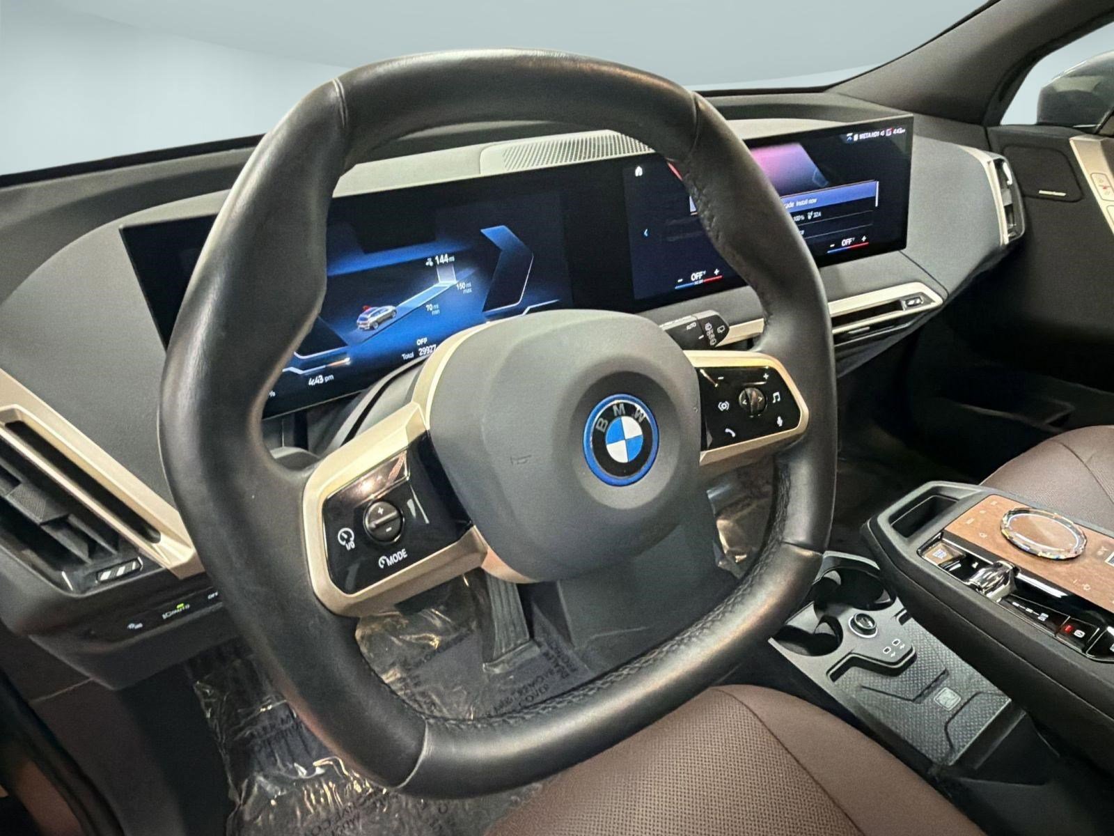 Used 2023 BMW iX xDrive50 w/ Premium Package image 13