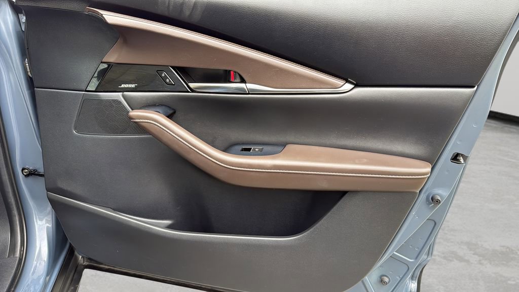 Used 2021 MAZDA CX-30 FWD 2.5 S w/ Premium Package image 10