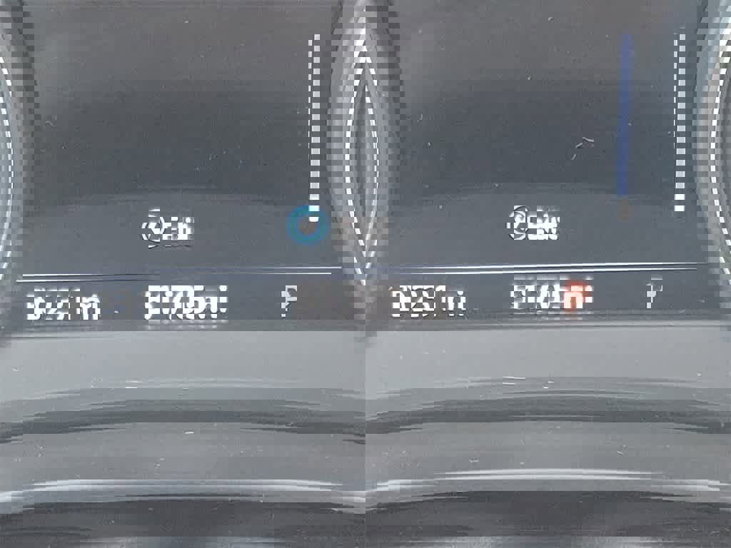 Used 2024 Cadillac XT6 Premium Luxury w/ Technology Package image 19