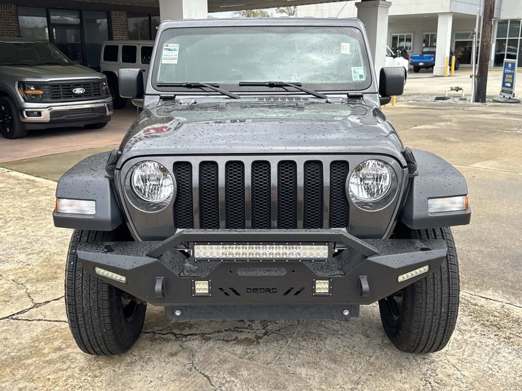 Used 2020 Jeep Wrangler Sport image 3