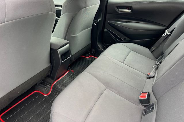 Used 2021 Toyota Corolla LE image 13