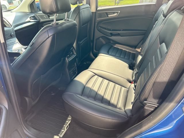 Used 2020 Ford Edge SEL w/ Convenience Package AWD/4WD image 16