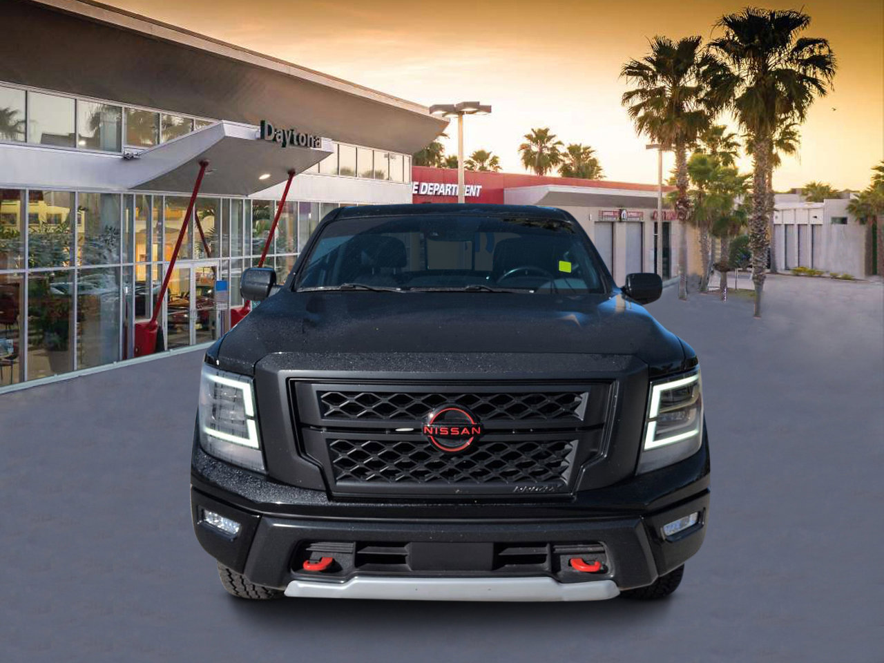 Used 2024 Nissan Titan PRO-4X w/ Off Road Protection Package image 8