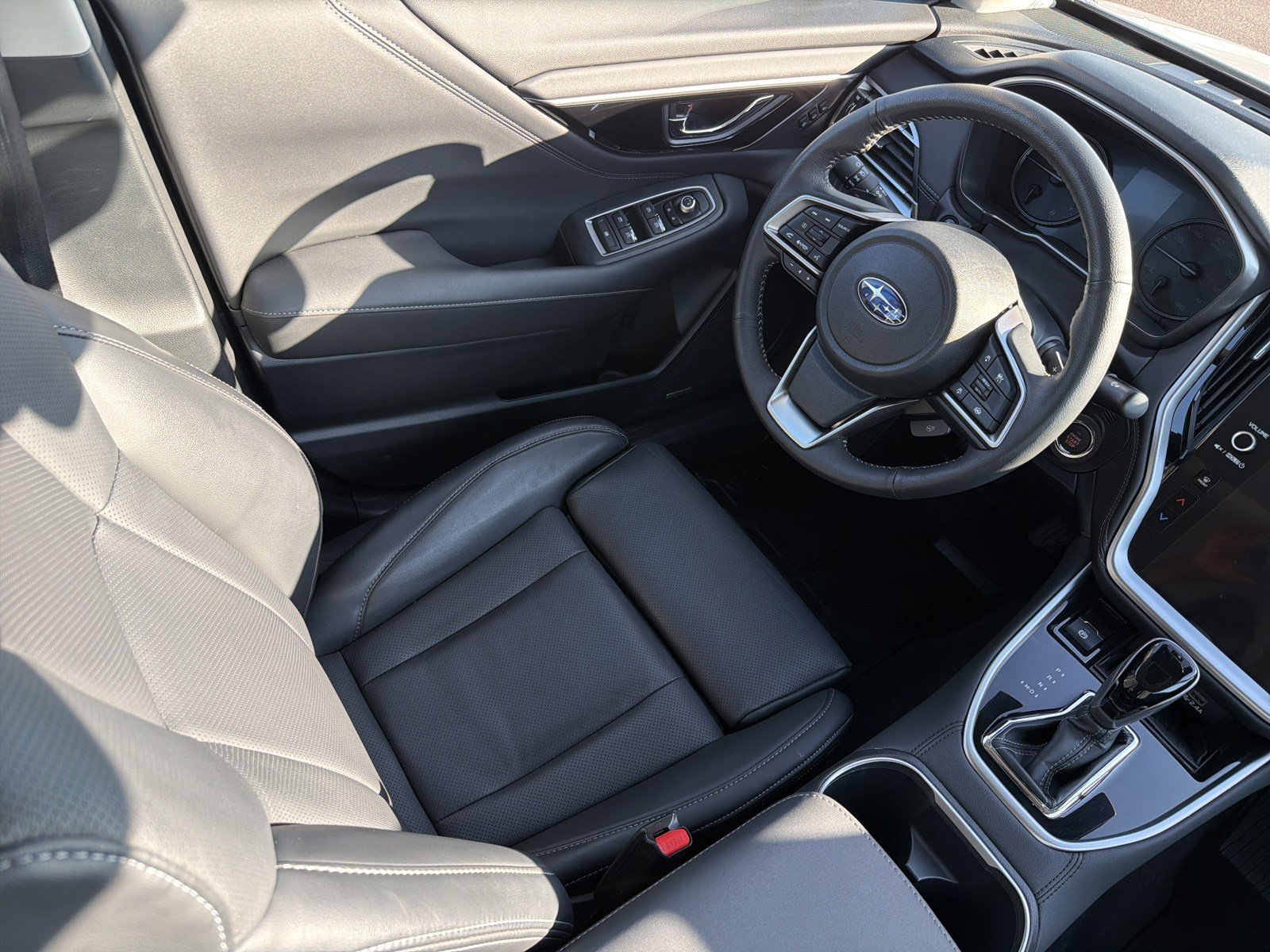 Certified 2025 Subaru Legacy Limited w/ Popular Package #2 image 9