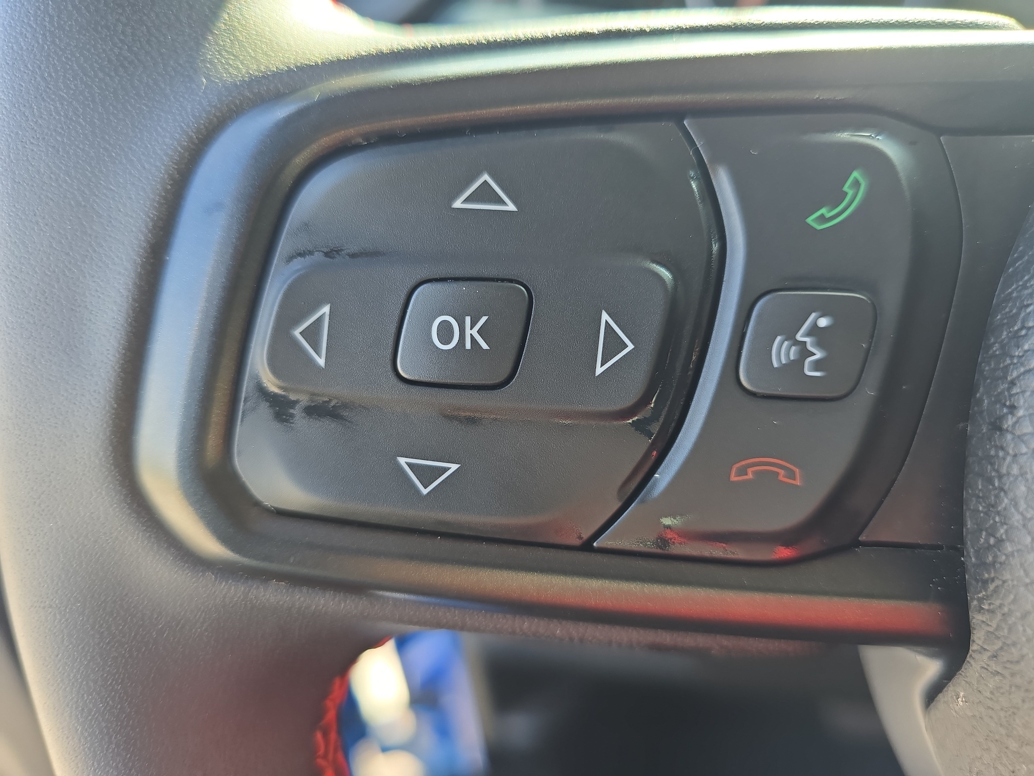 Used 2024 Jeep Wrangler Unlimited Rubicon w/ Convenience Group AWD/4WD image 16