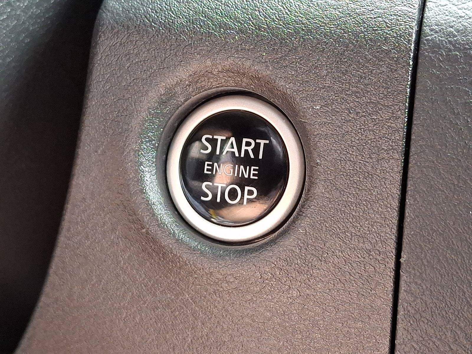 Used 2025 Nissan Frontier SV w/ SV Convenience Package AWD/4WD image 23