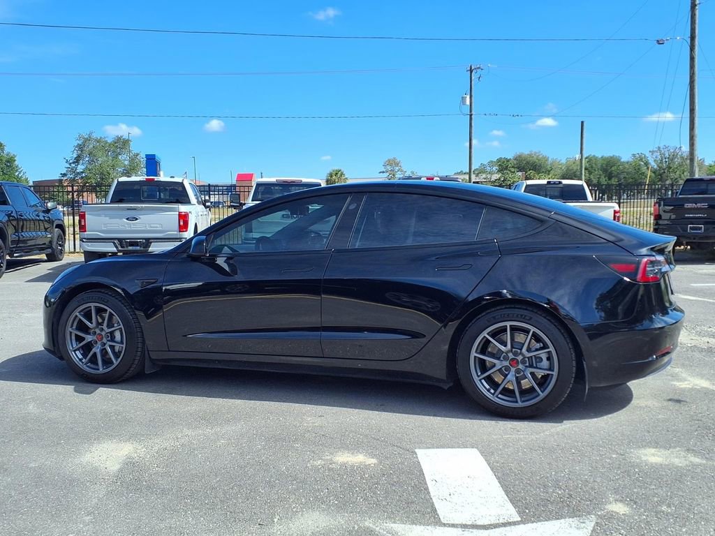 Used 2021 Tesla Model 3 Standard Range Plus RWD image 4