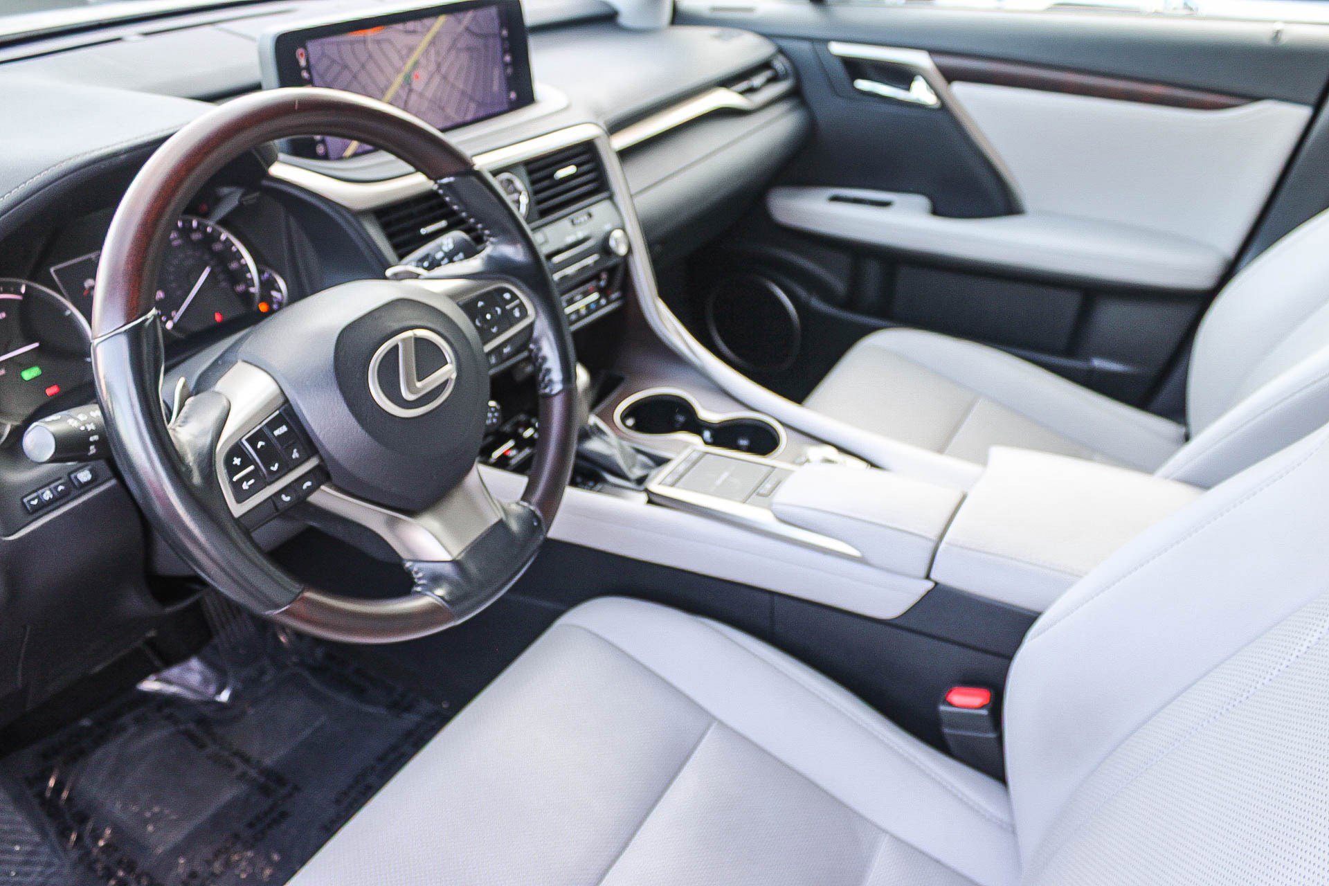 Used 2020 Lexus RX 450h RX 450h w/ Premium Package image 18