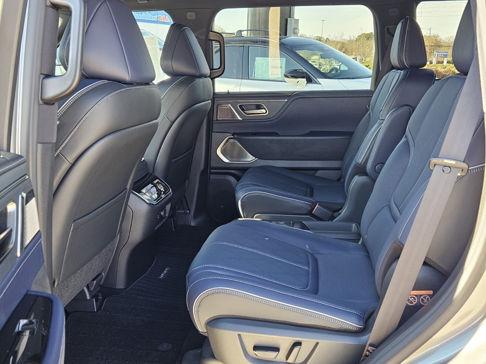 New 2026 INFINITI QX80 4WD w/ Sport Exterior Package image 12