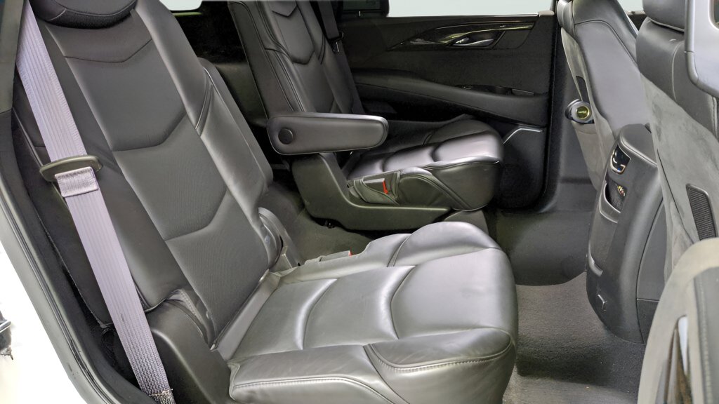 Used 2016 Cadillac Escalade Platinum image 20
