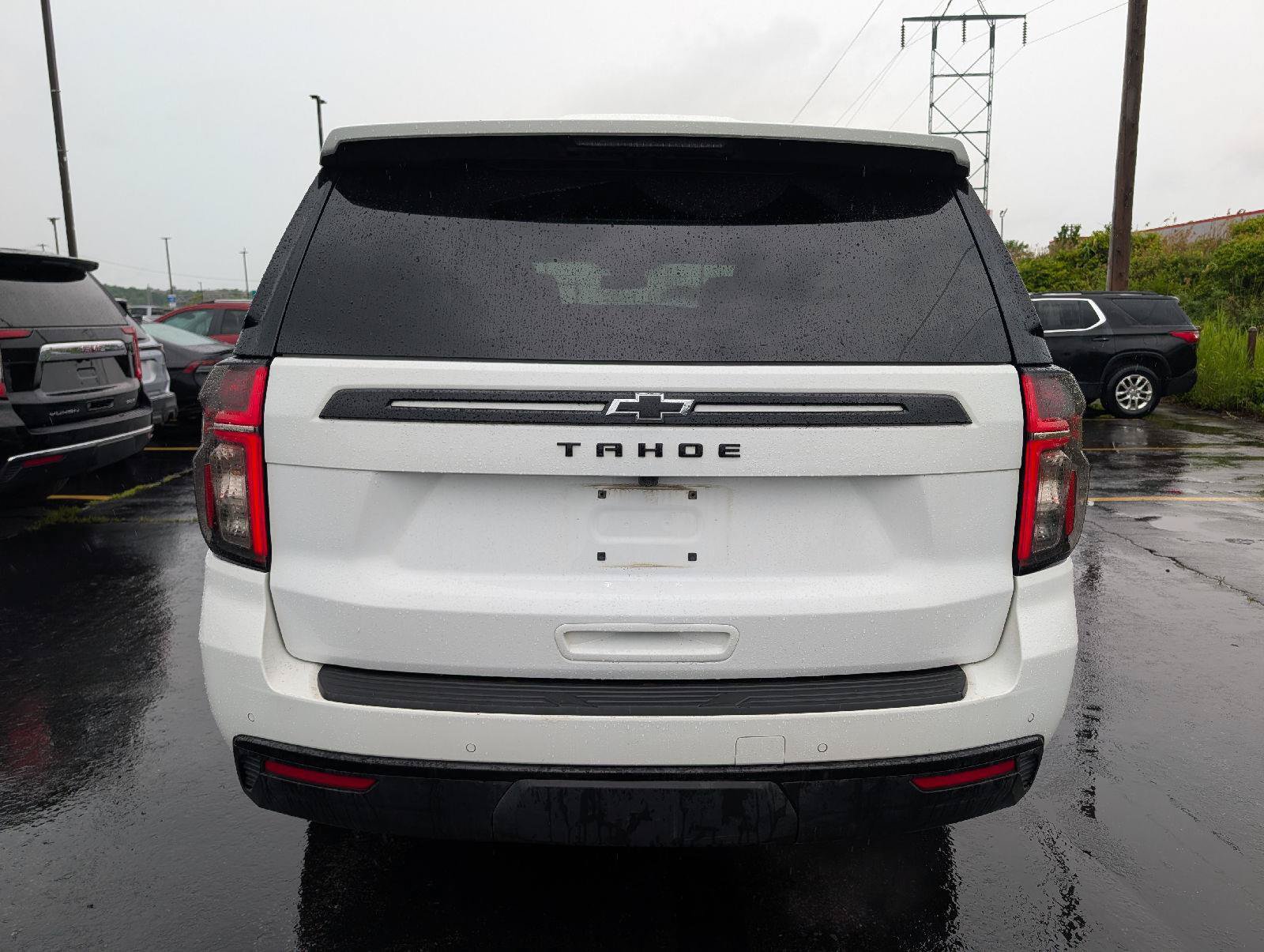 Used 2024 Chevrolet Tahoe Z71 w/ Z71 Off-Road Package AWD/4WD image 6