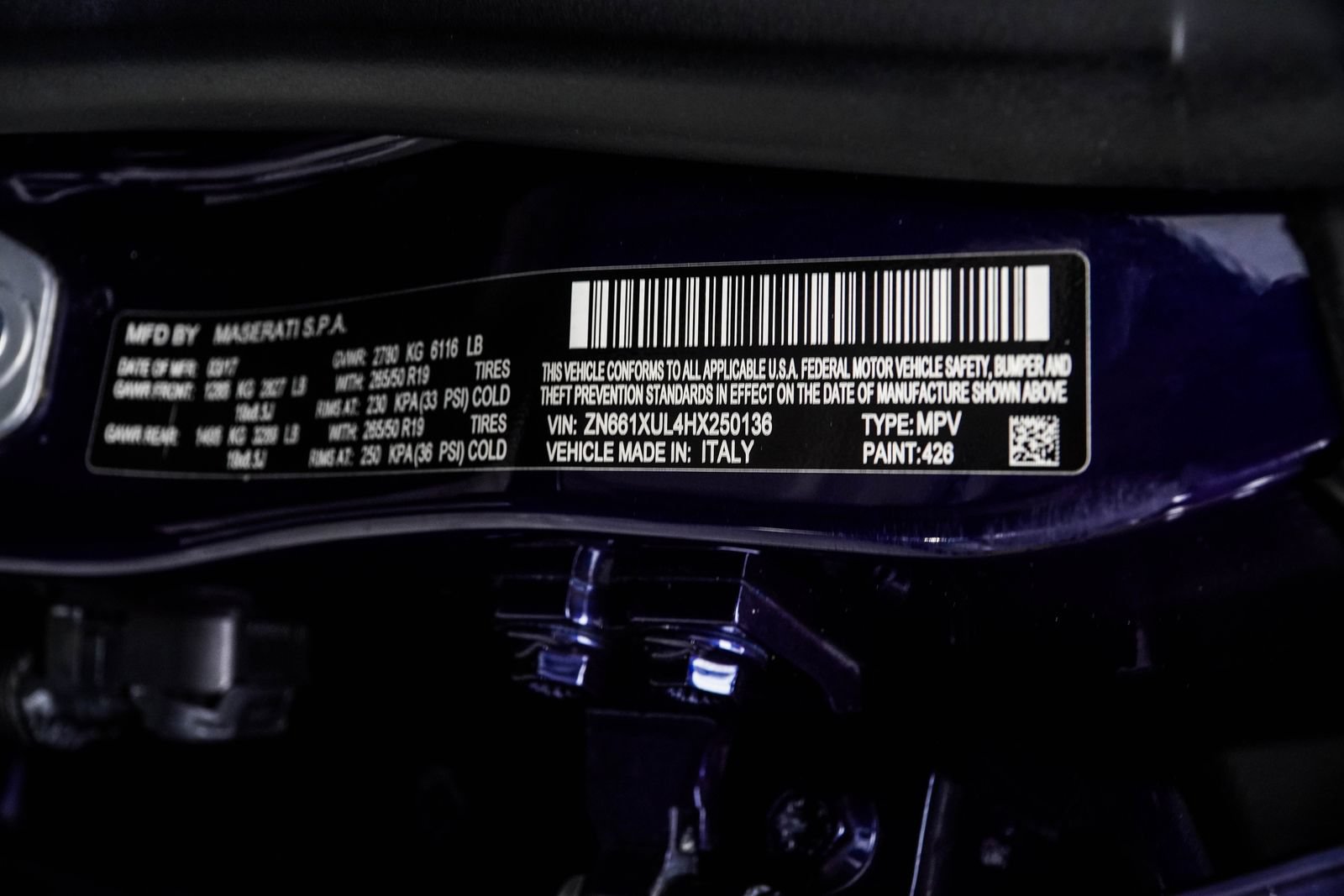 Used 2017 Maserati Levante w/ Luxury Package AWD/4WD image 41