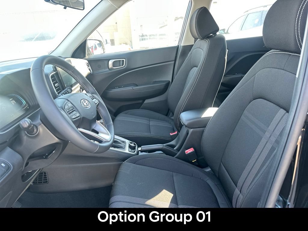 Used 2026 Hyundai Venue SEL FWD image 11