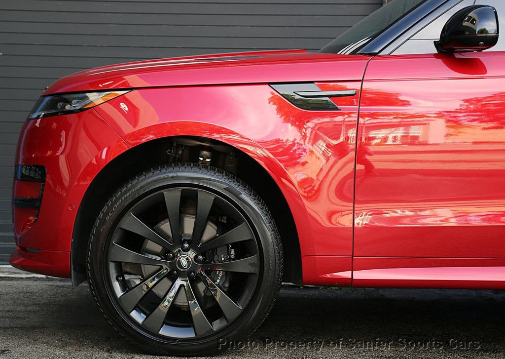 Used 2024 Land Rover Range Rover Sport Dynamic SE AWD/4WD image 16