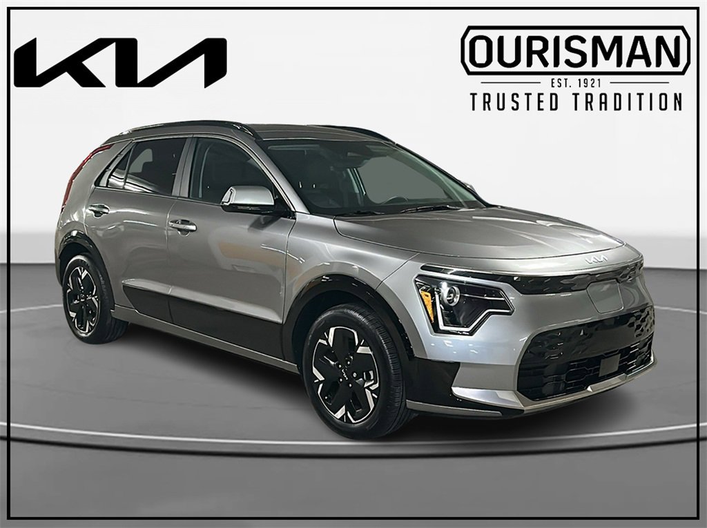Certified 2025 Kia Niro Wind