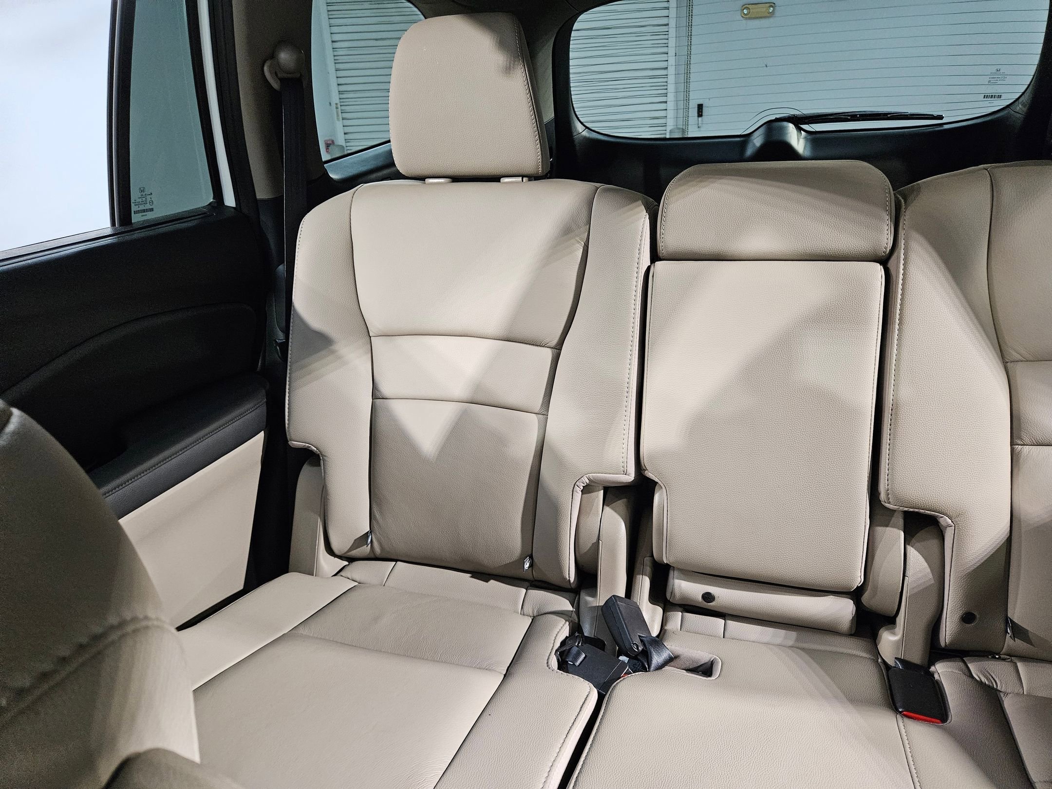 Used 2021 Honda Pilot Touring image 12