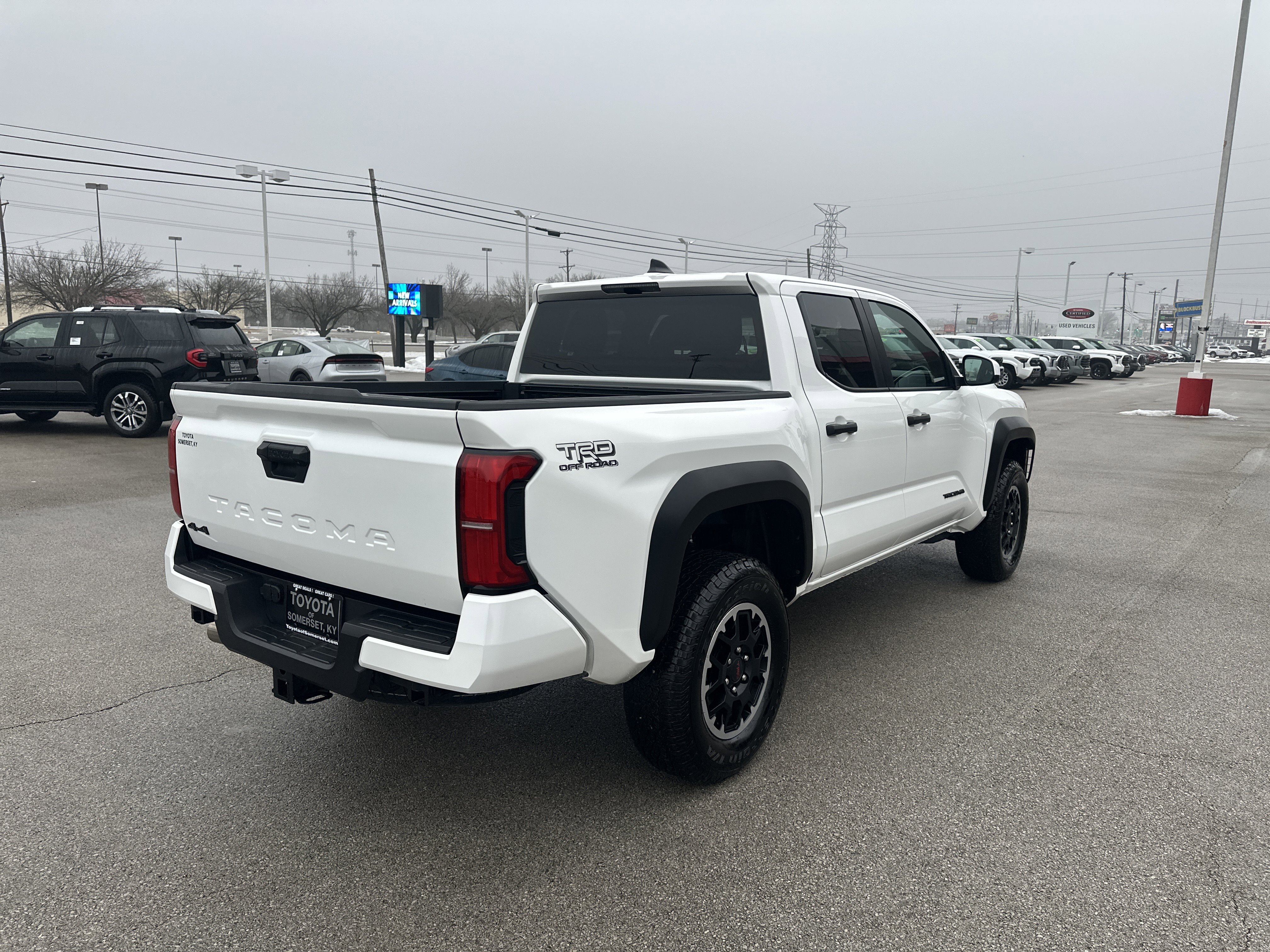 Certified 2025 Toyota Tacoma TRD Off-Road image 5