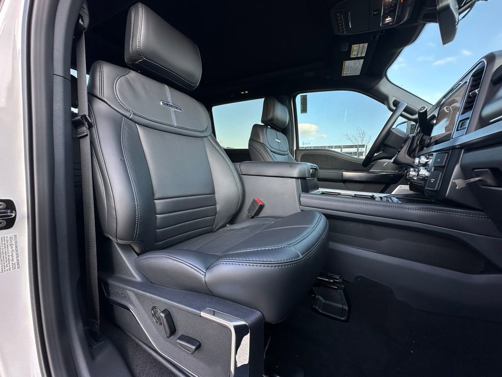 New 2026 Ford F350 Platinum w/ FX4 Off-Road Package AWD/4WD image 58