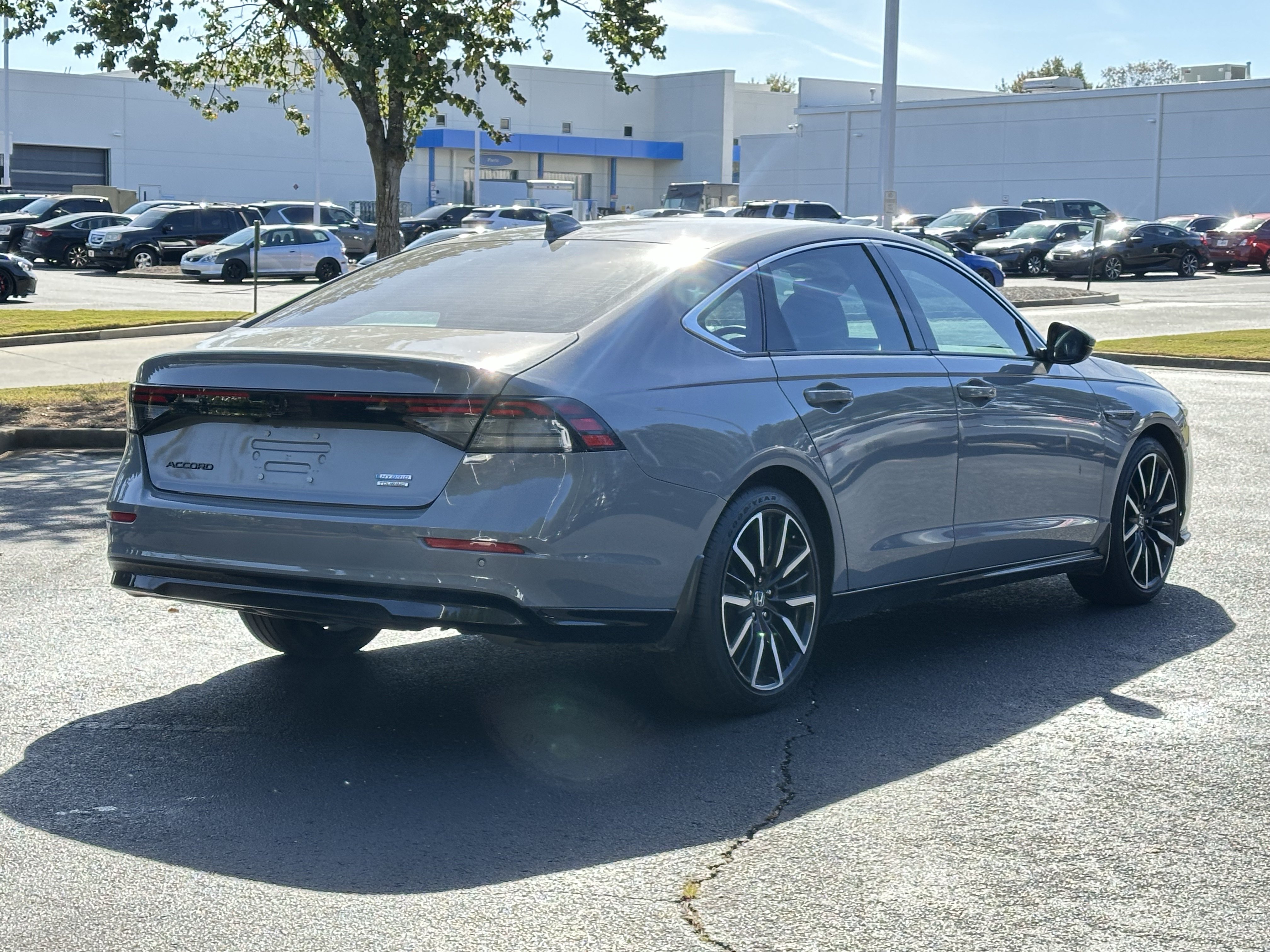 Used 2025 Honda Accord Touring image 13