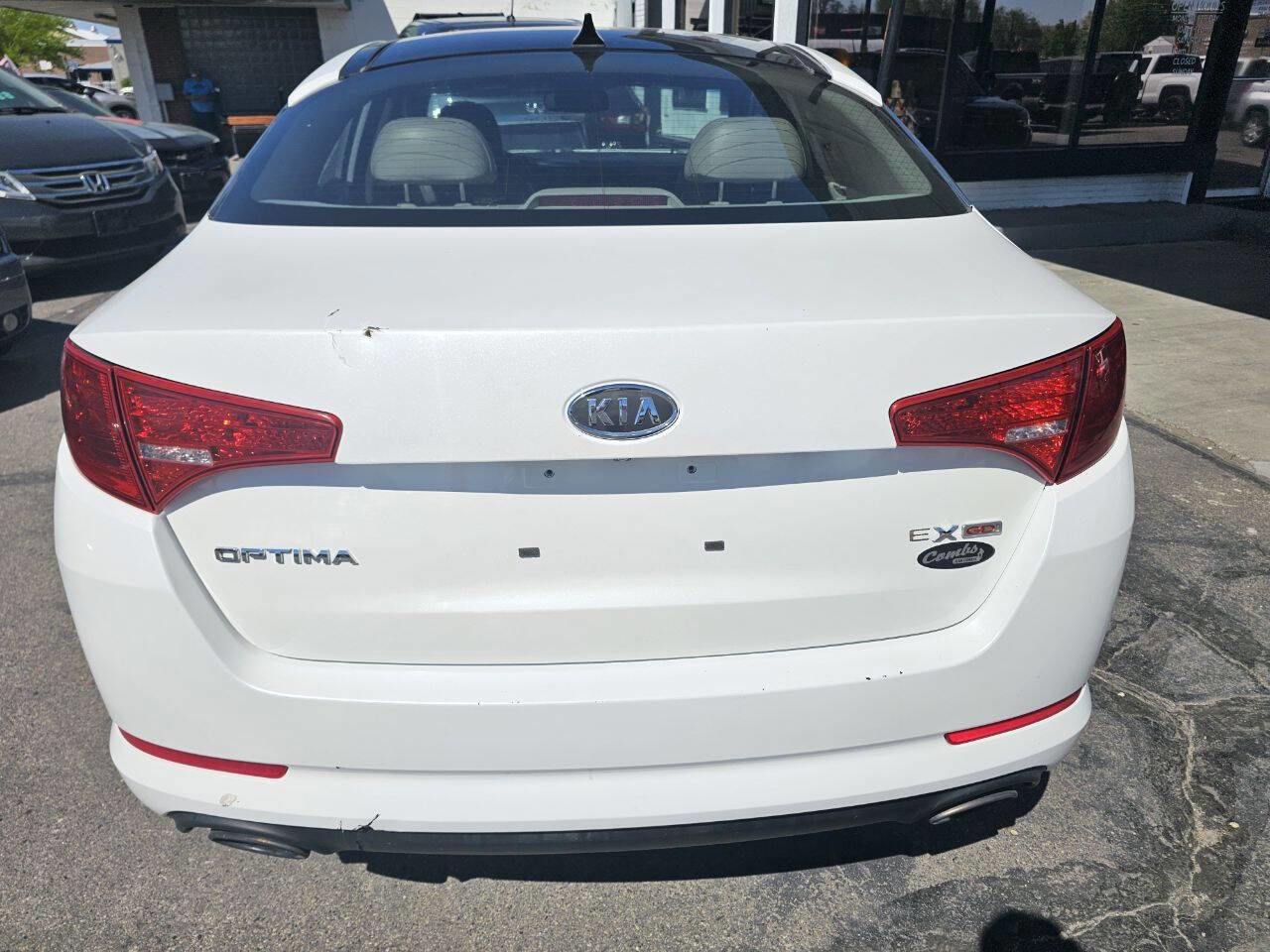 Used 2011 Kia Optima EX w/ Premium Pkg FWD image 5