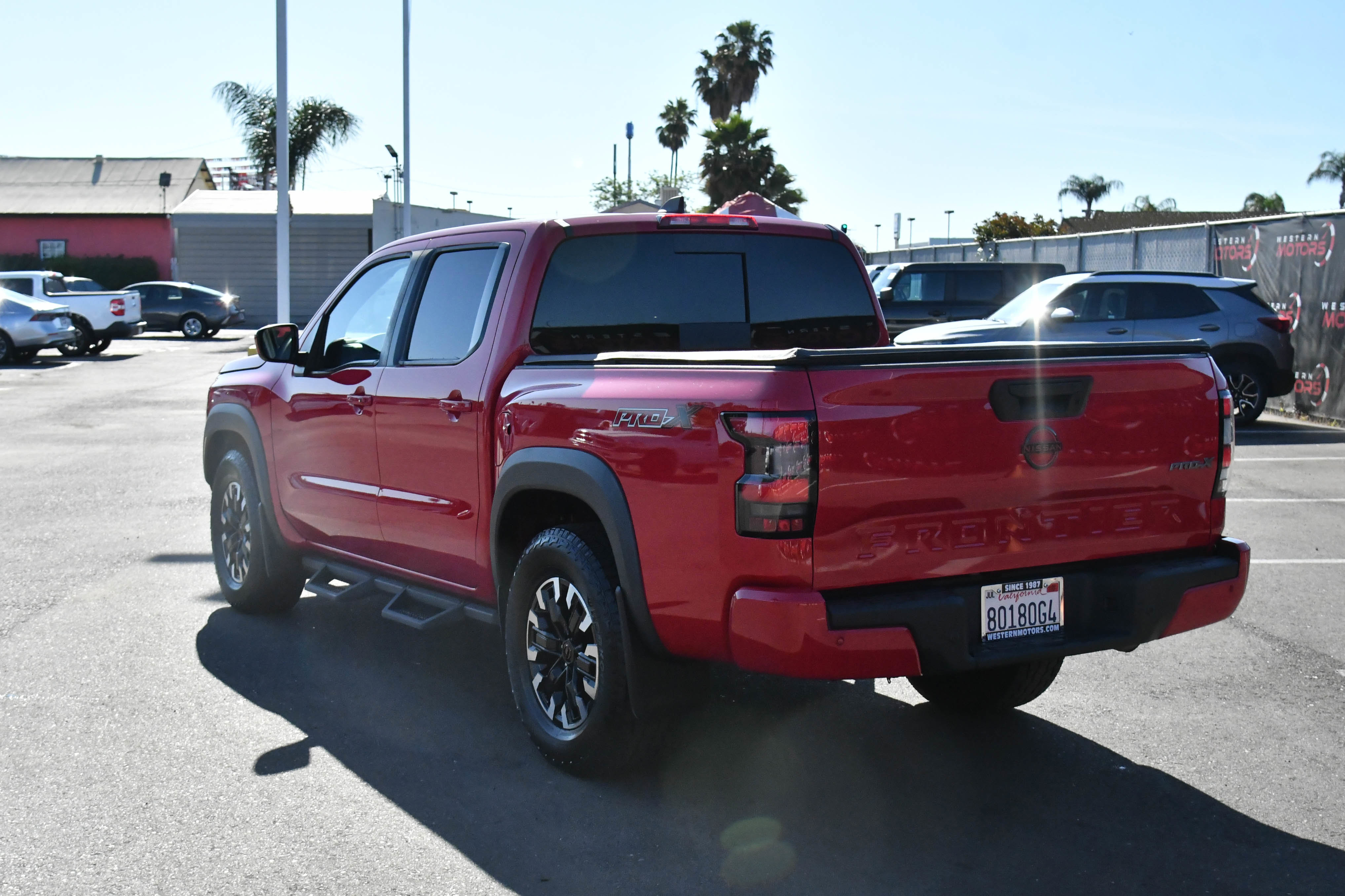 Used 2023 Nissan Frontier Pro-X w/ Technology Package image 6
