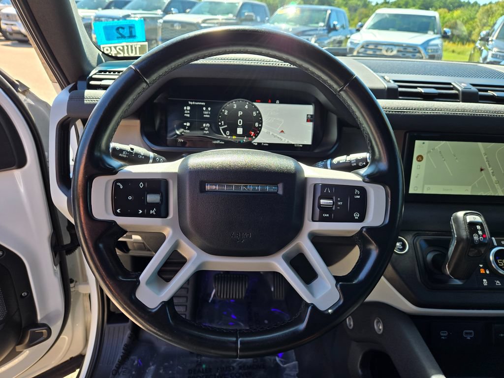 Used 2023 Land Rover Defender 90 S AWD/4WD image 17