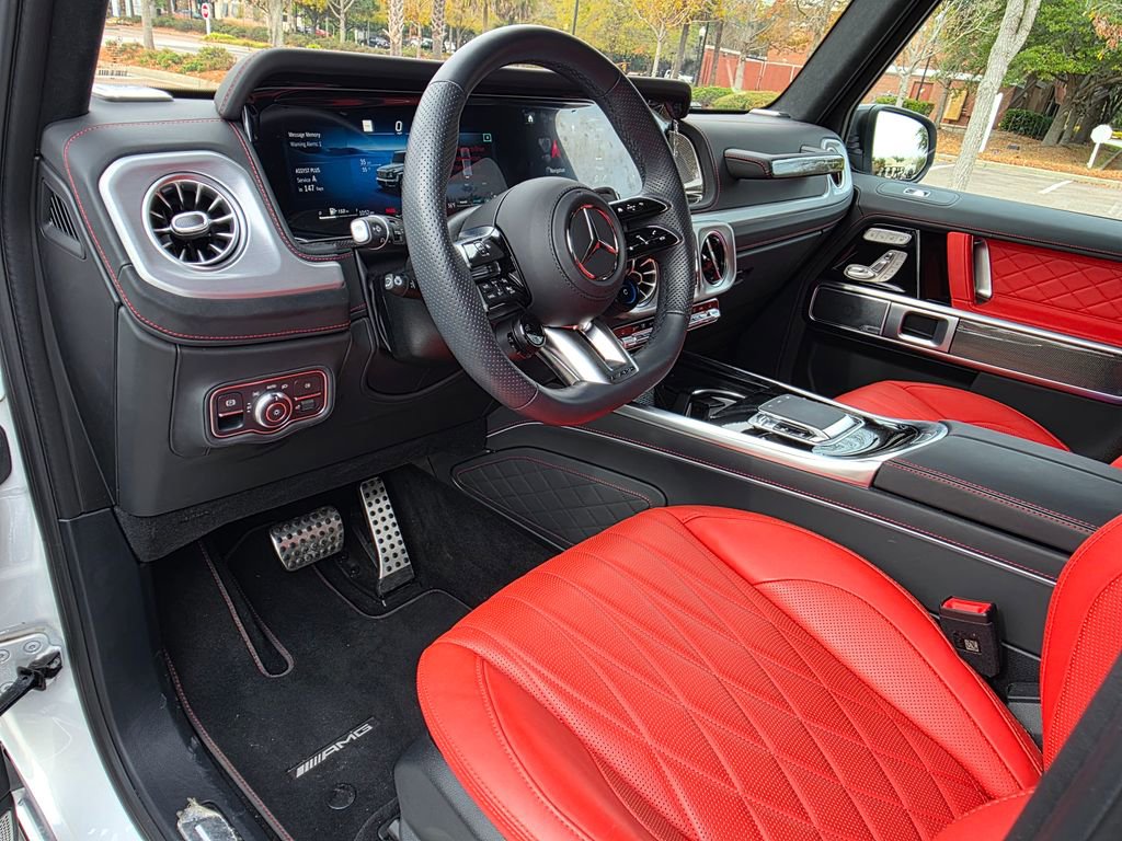 Used 2025 Mercedes-Benz G 63 AMG 4MATIC image 11