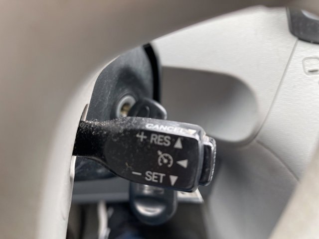 Used 2012 Toyota Sienna LE image 21